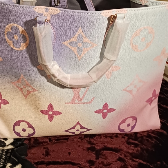 sunset large GM bag 16×13inc Brand NEW never used. comes wit a dust bag. pretty - Picture 5 of 8